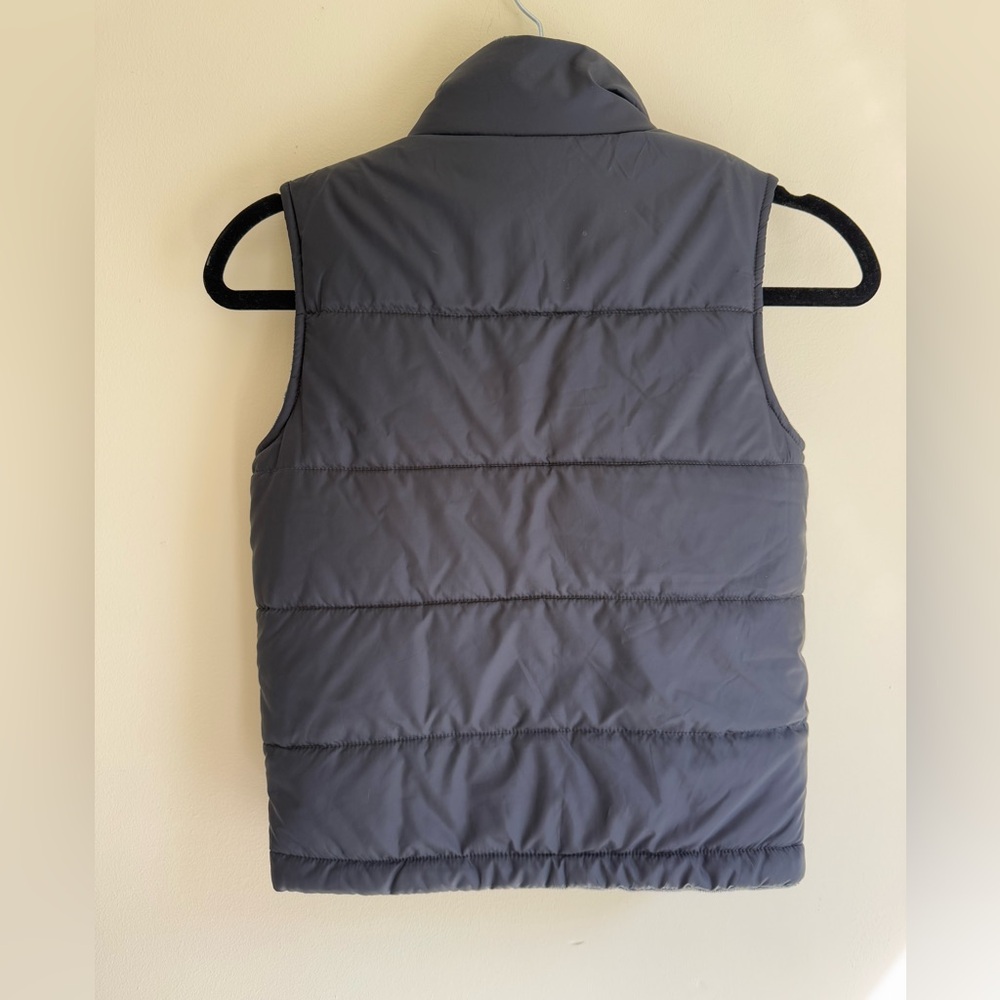 Columbia Charcoal Reversible Vest *GOOD USED CONDITION* - Picture 5 of 11